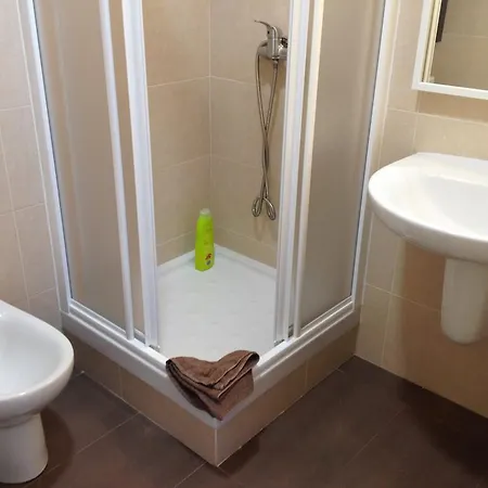 O&M Apartments Barcelona Апартаменты *